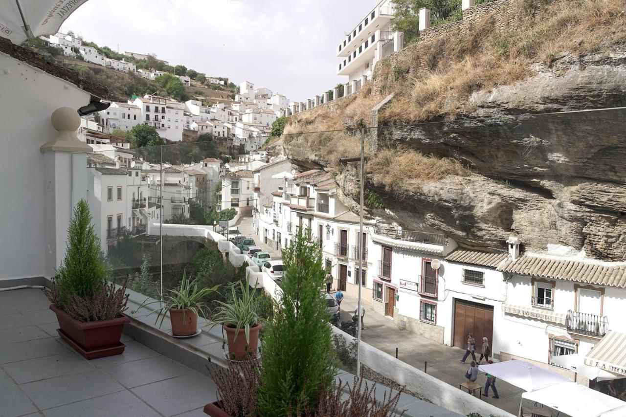 Casa Rural Las Cuevas De Setenil Setenil De Las Bodegas Eksteriør bilde