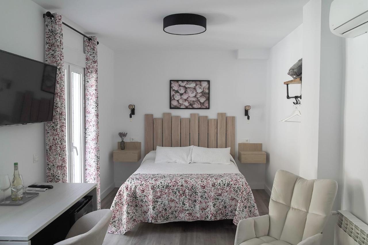 Casa Rural Las Cuevas De Setenil Setenil De Las Bodegas Eksteriør bilde