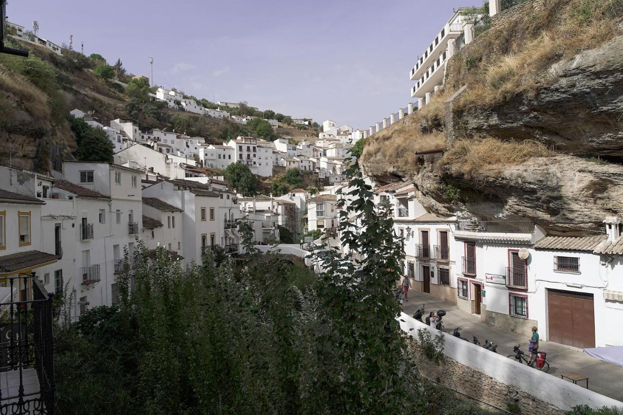 Casa Rural Las Cuevas De Setenil Setenil De Las Bodegas Eksteriør bilde